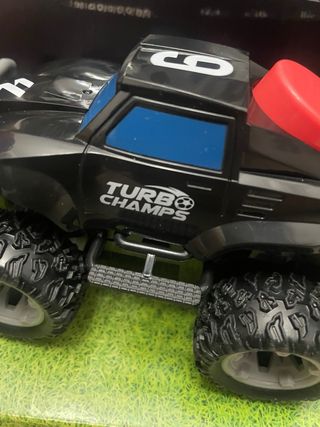 Coche Radio Control LaLiga Turbo Champs