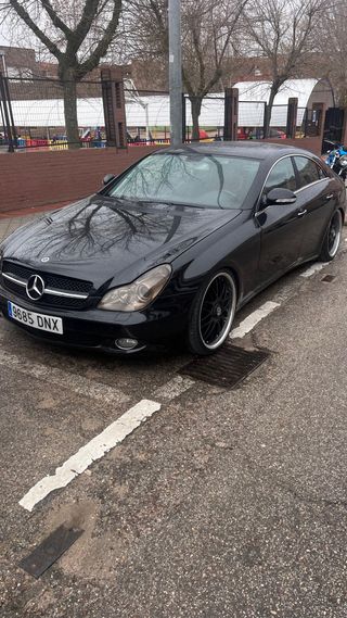 Mercedes-Benz Clase CLS CAMBIO POR 5 PLAZAS