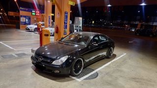 Mercedes-Benz Clase CLS CAMBIO POR 5 PLAZAS