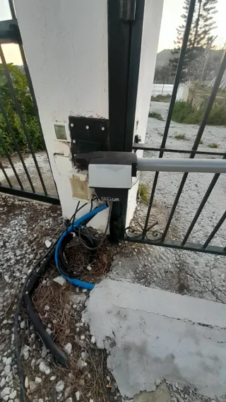 Puerta de Hierro Automática