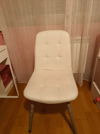 Silla polipiel blanca