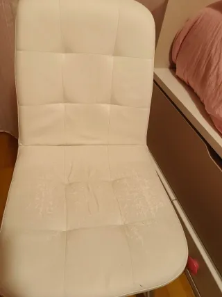 Silla polipiel blanca