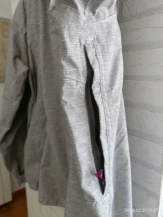Chaqueta Quechua Gris Talla XXL Nueva