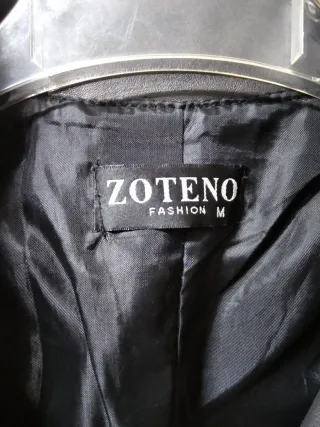 Chaqueta Zoteno Negra