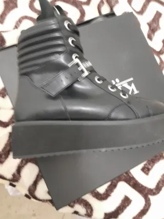Botas Killstar negras con plataforma