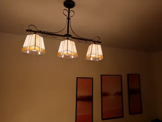 2Lámparas de salón Tiffany más 2 lámparas focos