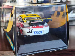 Superslot H2339 Porsche 911 GT3R