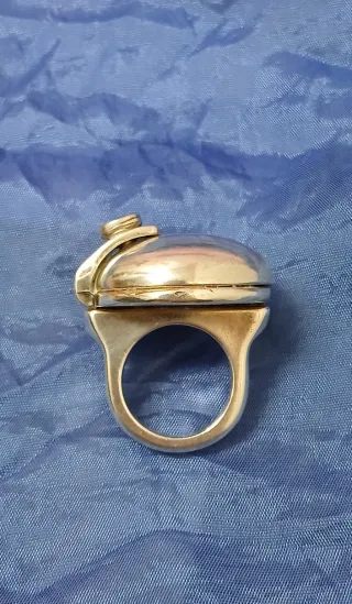 Gran Anillo Ciclón Plateado
