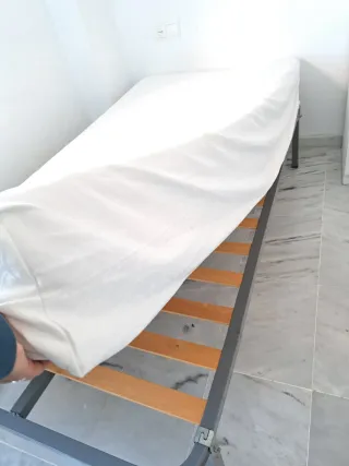 Somier y colchón 90x190cm en Salobreña