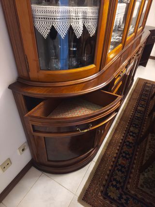 Cristaleira / Aparador Madeira Maciça