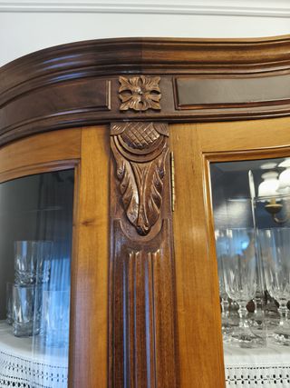 Cristaleira / Aparador Madeira Maciça