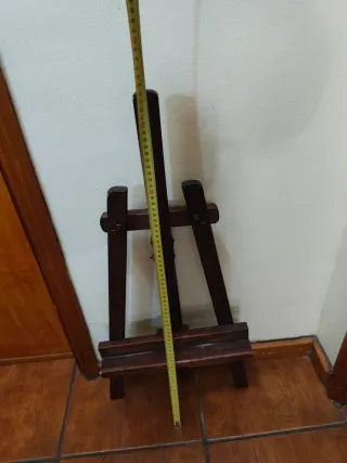 Cavalete / porta quadros