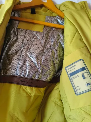 Chaqueta outdoor softshell amarilla S/M, capucha