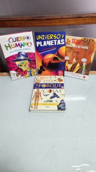 4 libros de consulta variada  en perfecto estado