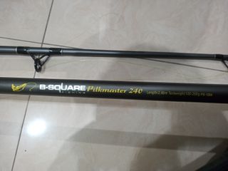 Caña de pescar con carrete