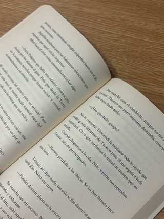 Libro Ama tu caos de Albert Espinosa