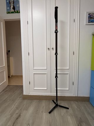 Monopie Cayer. Altura 180cm