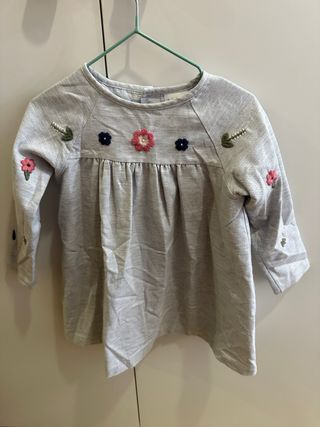 Vestido niña doña carmen gris con flores