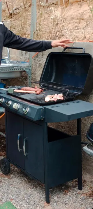 Caravana con papeles en regla Instalada  camping