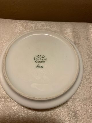 Posacenere in ceramica bianca