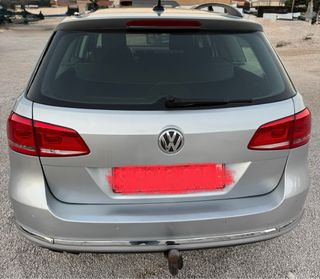 Volkswagen Passat 2011