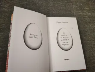 A história do pequeno ganso que era vagaroso Novo