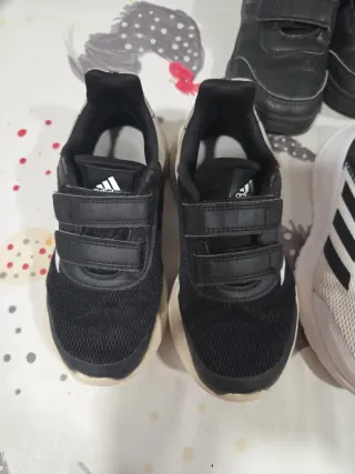 Zapatillas deportivas niño Adidas,talla 30