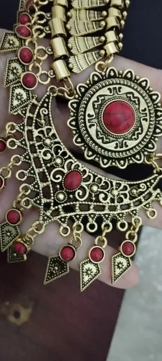 Gargantilla de bisutería