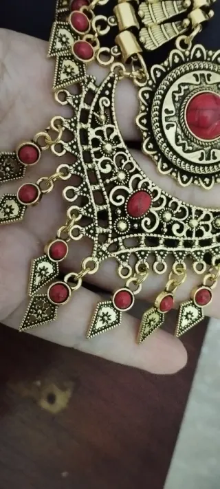 Gargantilla de bisutería