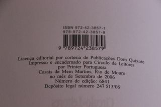 Mulher em Branco de Rodrigo Guedes de Carvalho