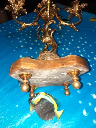 Candelabro de bronce y mármol antiguo