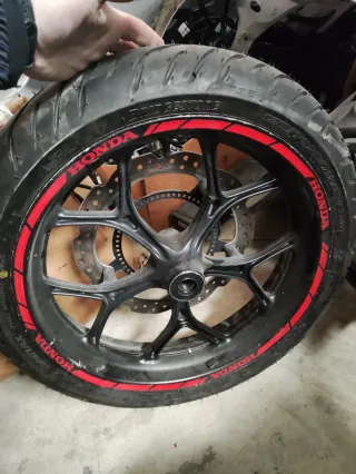 Llanta delantera honda nc750