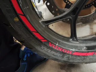 Llanta delantera honda nc750