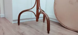 Appendiabiti da terra.