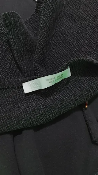 Chaleco Gris Zara talla L Como Nuevo