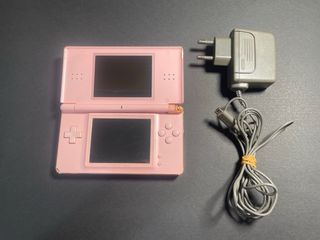 Nintendo DS Lite
