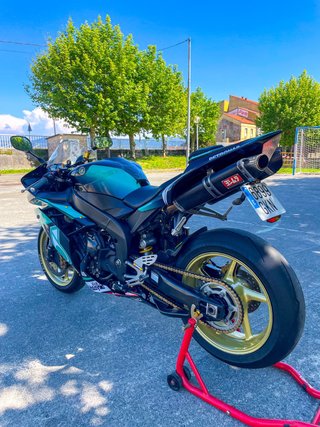 Yamaha R1 RN19
