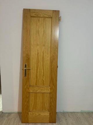 Puertas de pino mazizo