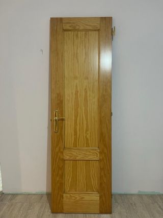 Puertas de pino mazizo