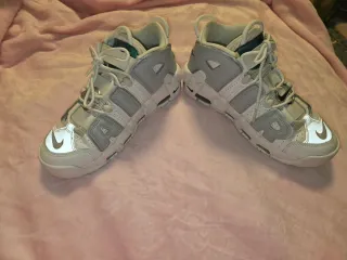 Nike Air More Uptempo DR7854-100