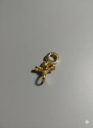 Ciondolo  in argento  bagniato in oro