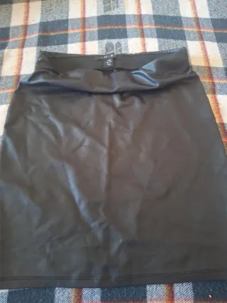 Falda corta