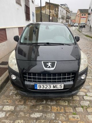 Peugeot 3008 2011