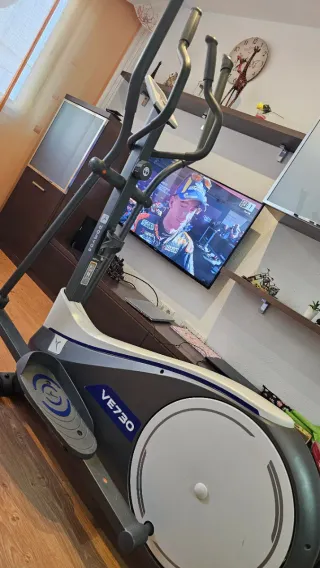 Elíptica Domyos en excelente estado