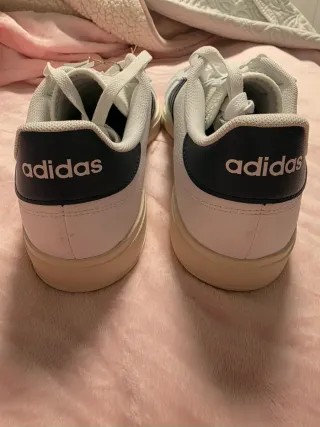 Adidas grand court base 2 azul y blancas hombre