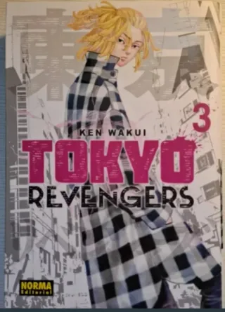 Tres primeros tomos del manga Tokyo revengers