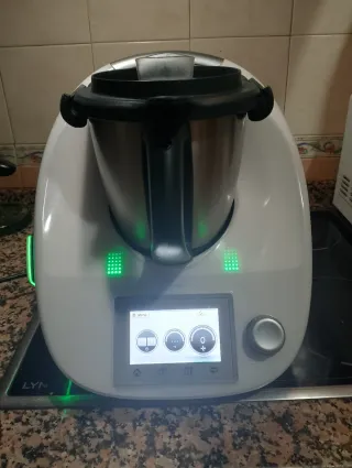 Termomix TM5 Vorwerk 350 euros impecable
