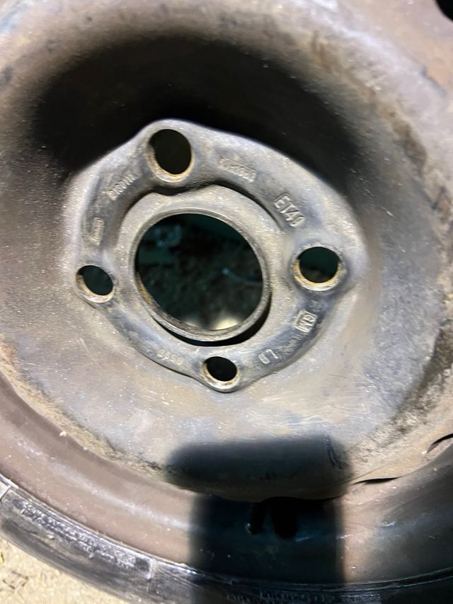 Llanta compatible remolque 13” 4x100