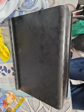 Soporte para alzar el PC Ikea