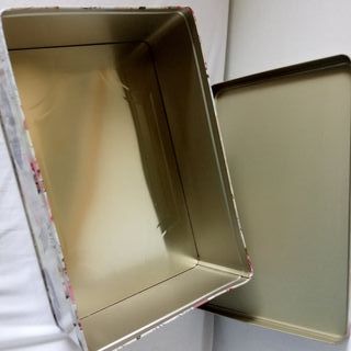 Lata grande estilo antiguo